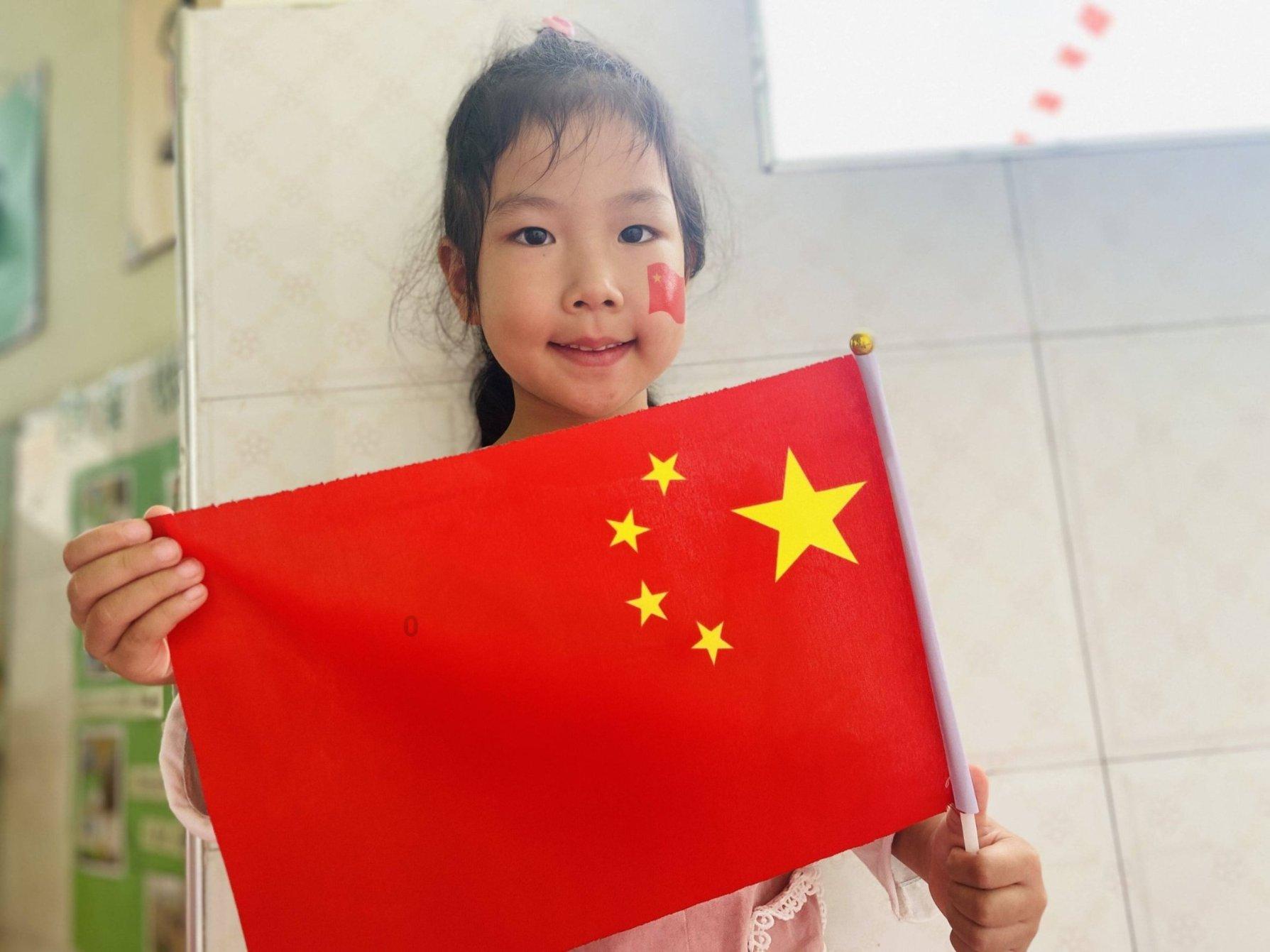 和男朋友去看电影,他双手握着我的手和手臂😂😂😂,说明了啥?-专业问答网站